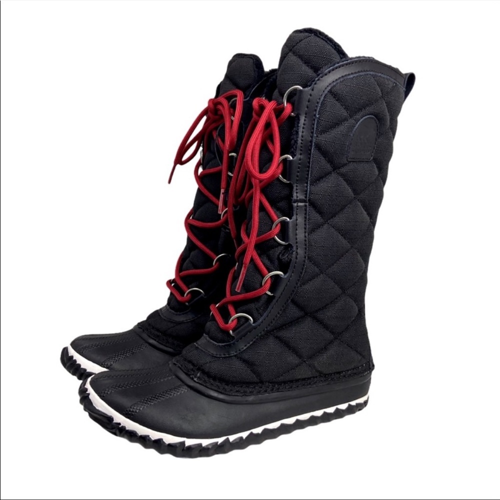 Size 6 faux sorel boots